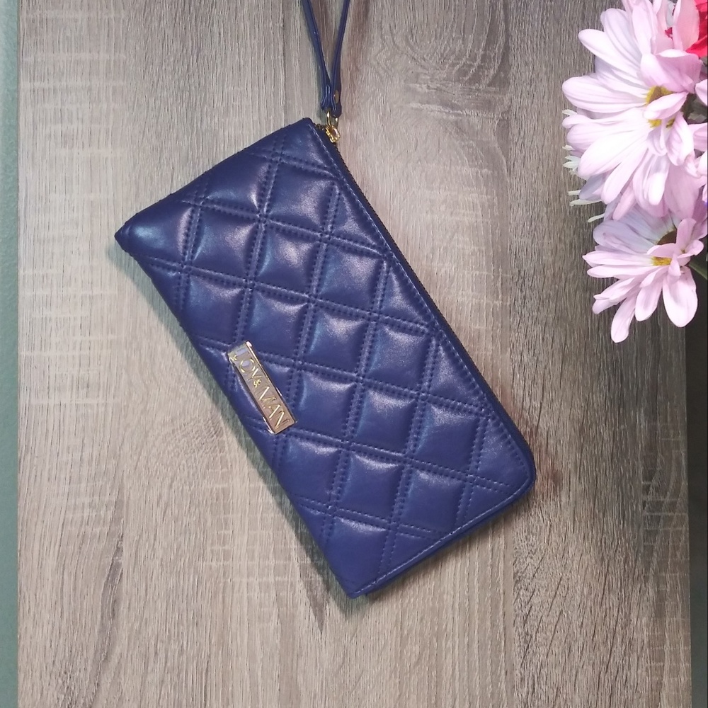 NWOT Joy Iman Royal Blue Quilted Wrist-let Wallet